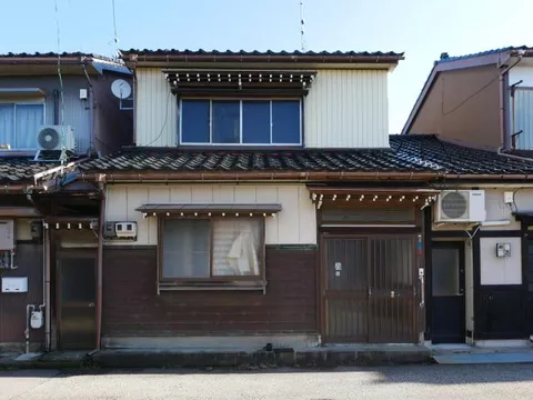 Himeno, Takaoka City (Shimmachi-guchi Station) 2-story 4K