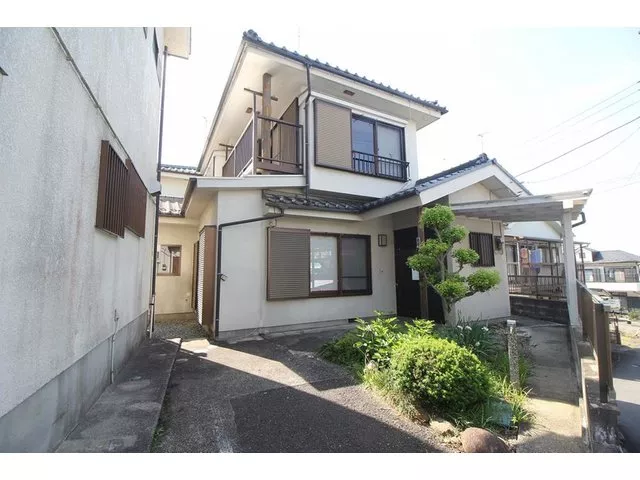 ◆Main house, separate unit, two-family possible◆4DK + parking for 2 cars, 3DK + parking for 1 car◆Vacant room viewing available