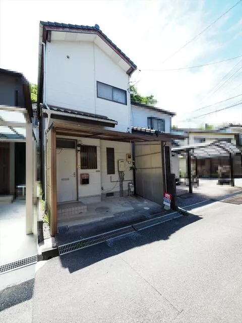 Kochi City, Shin-yashiki 2-chome (Enkoji-guchi Station) 2-story 2K