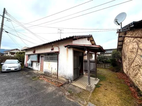 Junno, Iizuka City (Shin-Iizuka Station) Single-story 4DK