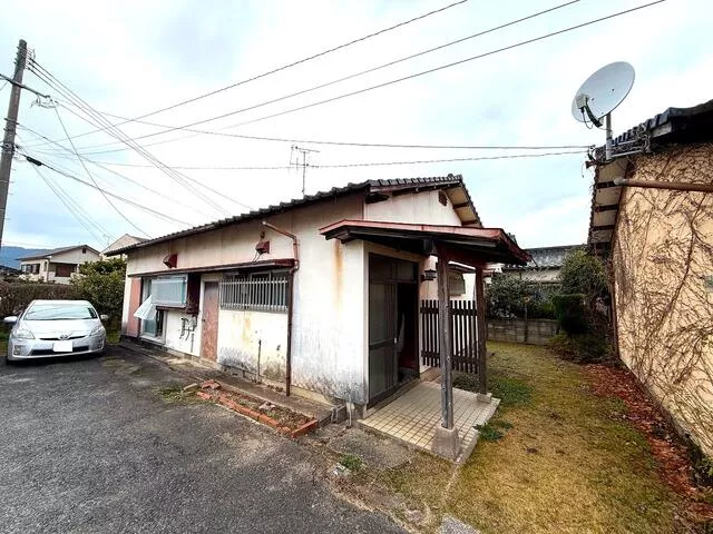 Junno, Iizuka City (Shin-Iizuka Station) Single-story 4DK