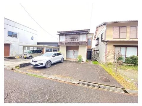 Yatate (Kamo Station) 1.98 million yen