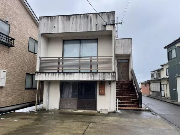 Kakizaki, Kakizaki District, Joetsu City (Kakizaki Station) 3-story 4LDK