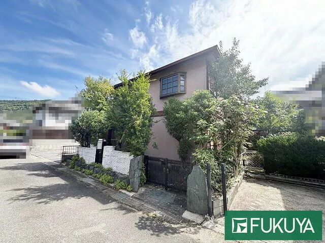 Omihachiman City, Azuchi Town Kuwamitsu Temple (Azuchi Station) 2-story building 5SLDK