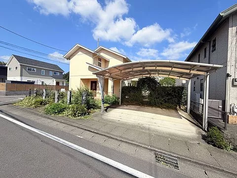 Used single-family home Higashinagaoka Town Used house