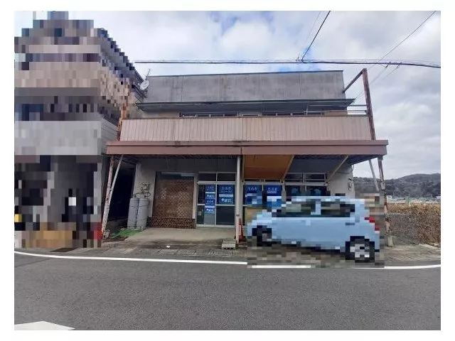 About 9 minutes on foot to Mizunami Station, convenient for commuting and school, about 12 minutes on foot to FamilyMart Mizunami Jikawato store