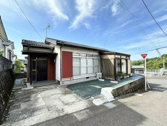 [Bus] Kururin Minesaki Kururimachi Pharmacy, 8 minutes on foot