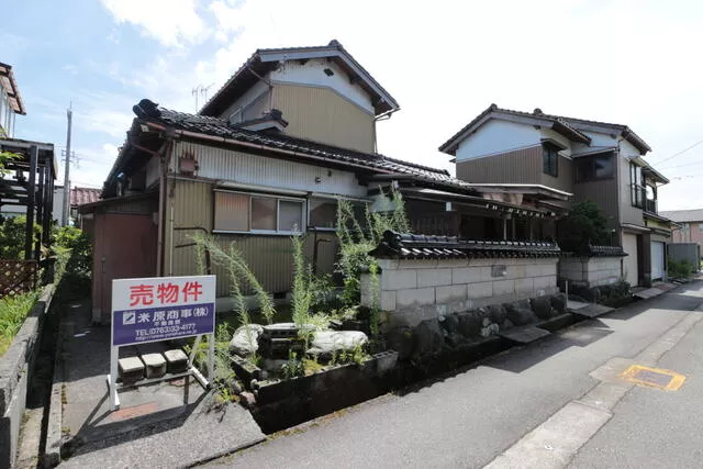 Nanto City, Hachizuka (Fukuno Station) 2-story building 7DK