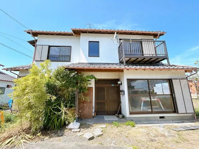 [Open House Scheduled] Interior and exterior renovation planned / New seismic standards compliance / Water facilities replacement / Quiet residential area.