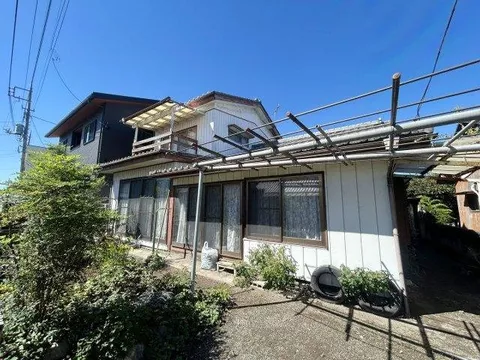 About a 5-minute walk to Yagihara Station! South-facing road with good sunlight ◎ Convenient near Lawson ♪