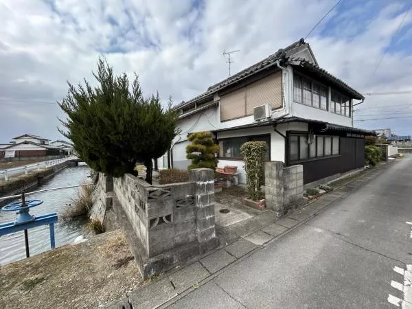 Saga City, Honjo Town Oaza Kanoko (Saga Station) 2-story building 6SDK