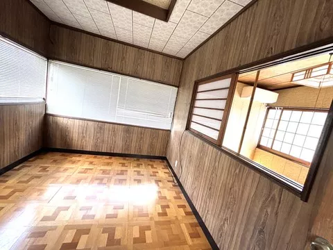 Takaoka City, Tode Town 2-chome (Tode Station) 2-story 4LDK