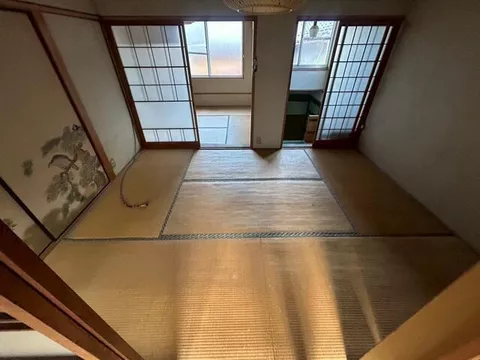 2F 6K, Oya-machi, Yabu-shi, Tokyo

480,000 yen