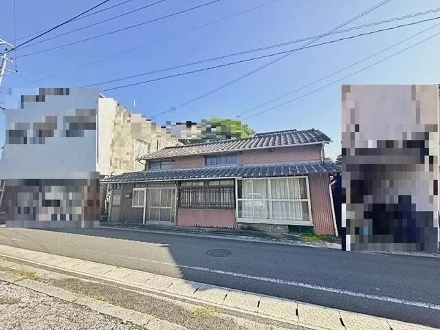 Chikujo District, Chikujo Town, Oaza Minato (Shida Station) 2-story building 8DK