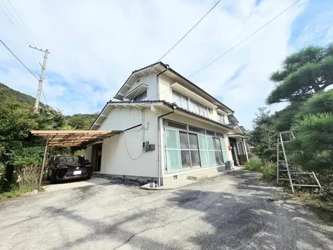 Takehara City, Shimono-cho (Takehara Station) 2-story 5DK