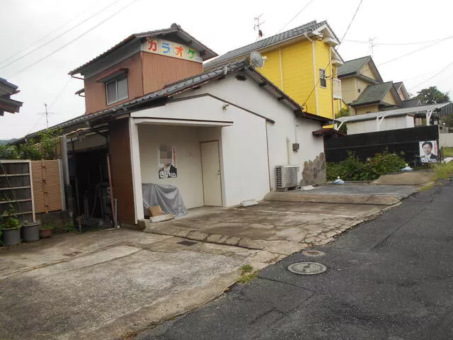 Kokura Minami-ku, Kitakyushu City, Nagayama Higashi 2-chome (Tokuriki Arashiyamaguchi Station) 2-story building 5SK