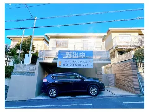 [Open house held] Move-in available within the year / Water area replacement / Quiet residential area / Face-to-face kitchen