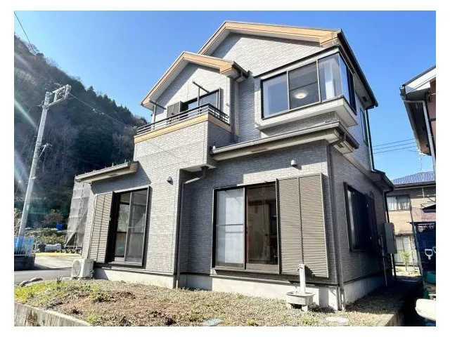 [Limited time offer, current sale] Parking for 2 cars available, corner lot on three sides × 3LDK house with garden