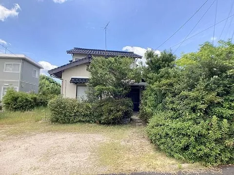 Used single-family home in Ōdono