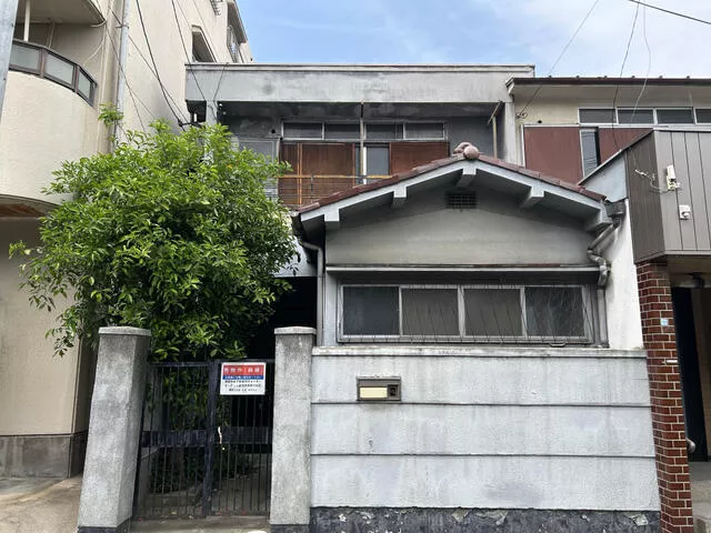 4DK, 2-story building, 4-chome, Hannan-cho, Abeno-ku, Osaka City (Nishitanabe Station) - 1.5 million yen