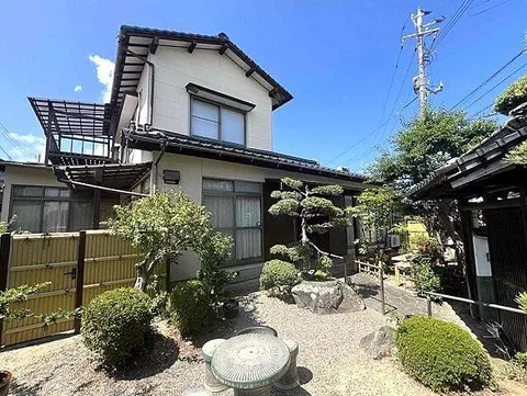 Used single-family home in Yonago City, Hikona Town, used house, 7.6 million yen