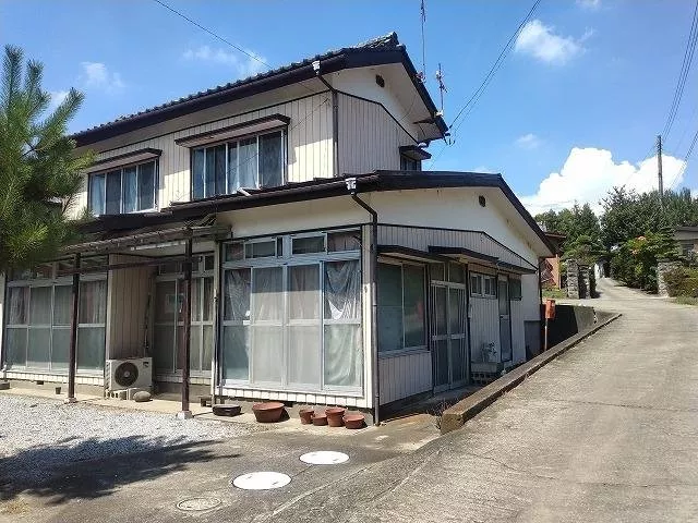 Iwai (Anjuku Station) 3 million yen
