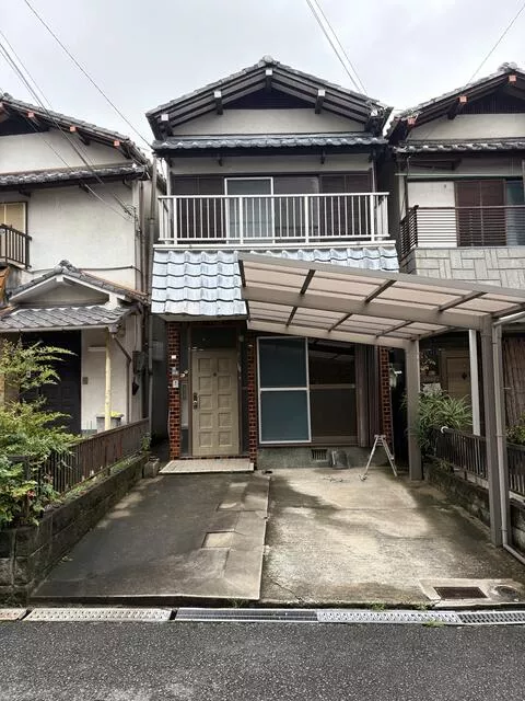 Tomitabayashi City, Higashi Itamochi-cho 3-chome (Kawanishi Station) 2-story building 5DK