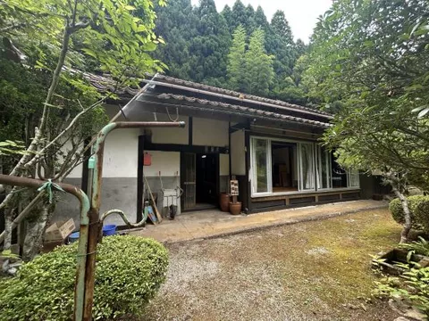 2F 9DK in Omorimachi, Ota-shi, Okinawa

3,000,000 yen