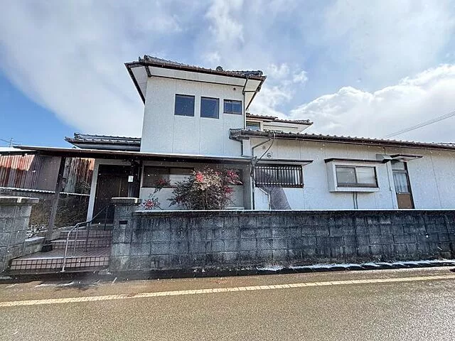 Used single-family home in Ogi Sako, Kumamoto City, Kita Ward