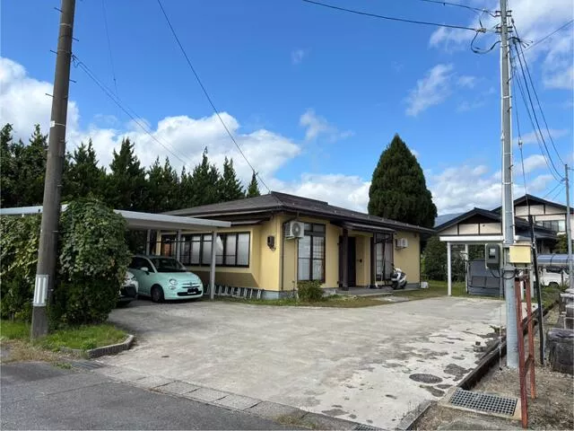 Nagai City, Hirayama (Minami-Nagai Station), single-story building, 4DK