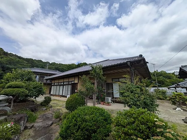 Used single-family home in Mondo, Kasama City