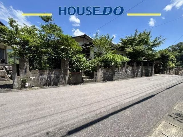 5 minutes by car to the tourist attraction Dazaifu Tenmangu ♪ Great for renting or living ♪ A single-story house with a garden ♪