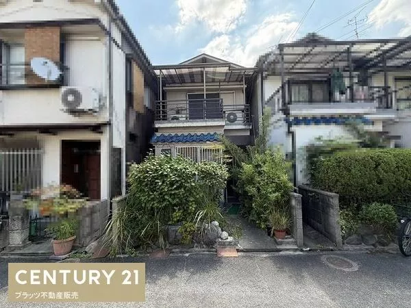 Neyagawa City, Takayanagi 2-chome (Neyagawa City Station) 2-story building 3DK