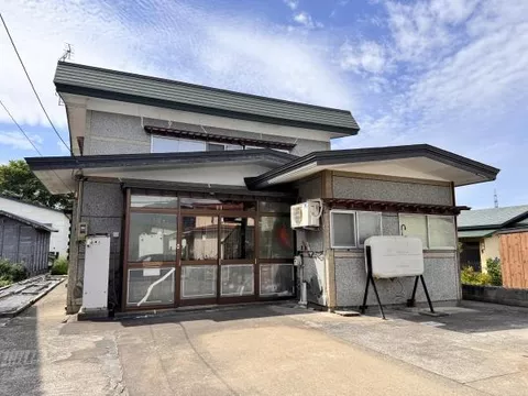 Aomori-shi, Aomori 2F 8K

3,000,000 yen
