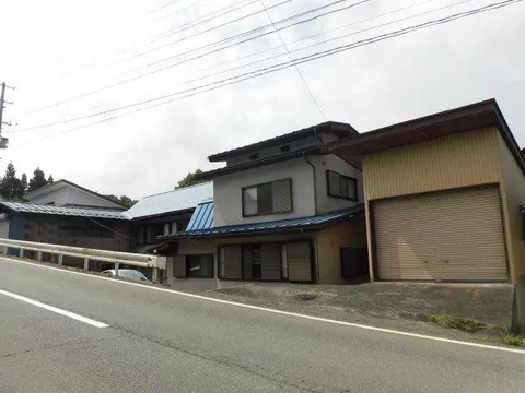 Zao Hotta (Mokichi Memorial Museum Mae Station) 2.6 million yen