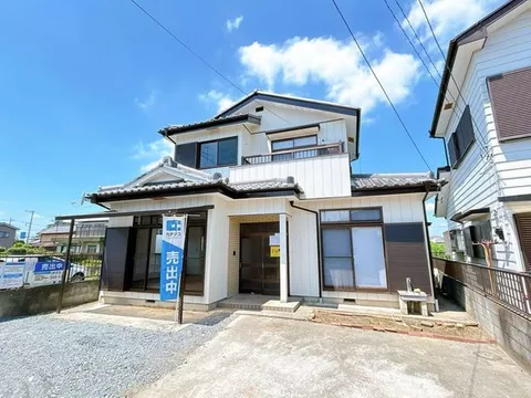 【Open house held】【Interior and exterior renovation completed】Exterior painting and plaster repair completed! All water facilities replaced