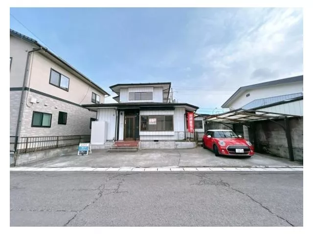 【Open House】 Good sunlight on a corner lot! A 7K used house with a garden is available starting from 40,000 yen per month