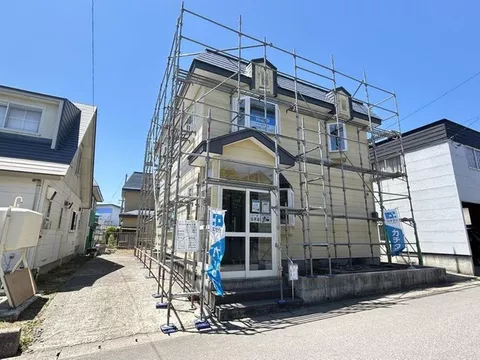 [Open House Held] [Renovation in Progress / Shinjo Hiraoka] Parking for 2 Cars in Tandem / LDK 20 Tatami Mats / Toilet on the 2nd Floor