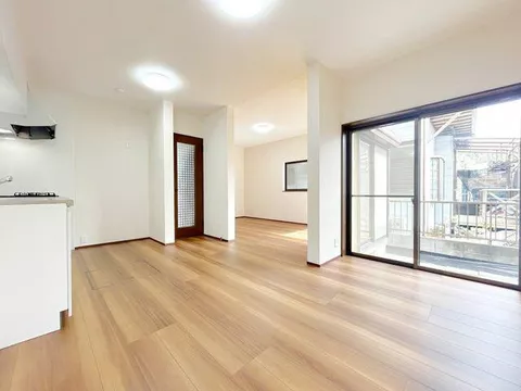 Kochi City, Nagahama (Sanbashi-dori 5-chome Station) 2-story building 3LDK