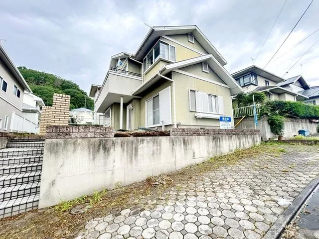 [Open House Held] [Current Sale until 8/21] 4SSLDK, a house with parking for 2 cars.