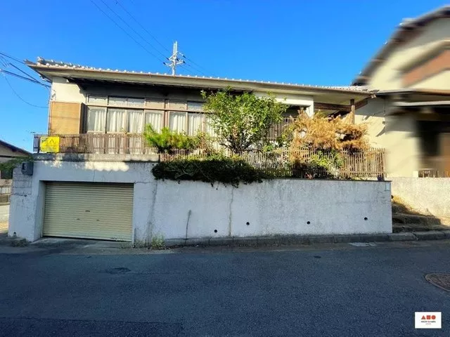Elevated land × view × single-story! A quiet life for 3,980,000 yen!