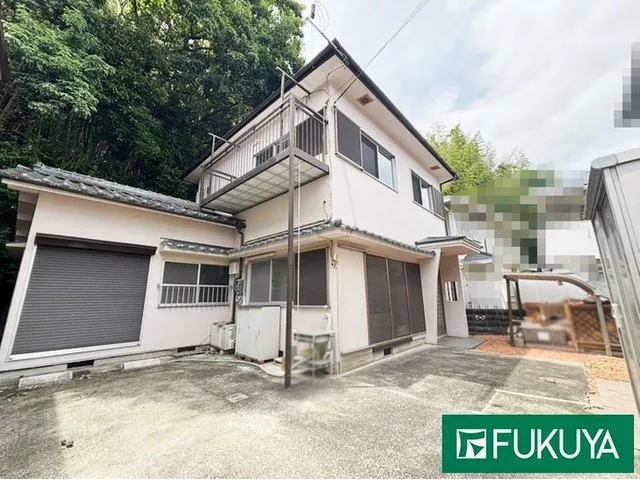 ■ 2 minutes walk to the bus stop! Currently vacant! Southwest facing balcony! Renovated in October of the 7th year of Reiwa!