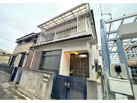 ■ All rooms over 6 tatami mats / 3K ■ Facing a south-side pathway