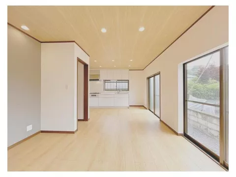 [Open House] Renovated, supermarket 8 minutes on foot (600m), convenience store 3 minutes on foot