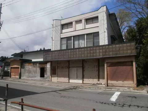 Hiranai-machi, Higashitsugaru-gun, Oaza Kominato Aza Maehara (Kominato Station) 2F 11LDK

4,000,000 yen