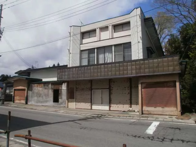 Hiranai-machi, Higashitsugaru-gun, Oaza Kominato Aza Maehara (Kominato Station) 2F 11LDK

4,000,000 yen