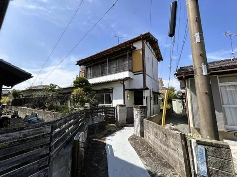 Kihara 2-chome, Saga City (Saga Station) 2-story building 5SDK