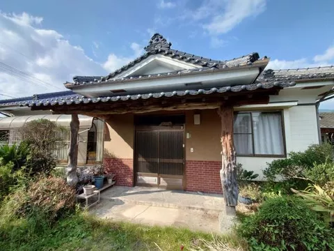 Ebino City, Oaza Shimauchi (Kyomachi Onsen Station) Single-story building 6DK