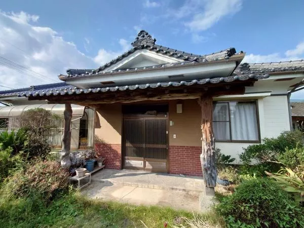 Ebino City, Oaza Shimauchi (Kyomachi Onsen Station) Single-story building 6DK