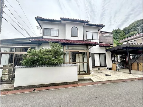 Used single-family home in Yamashiro Onsen, Kaga